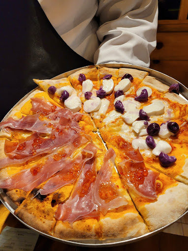 Pizza artesanal Cantina Pôr do Sol